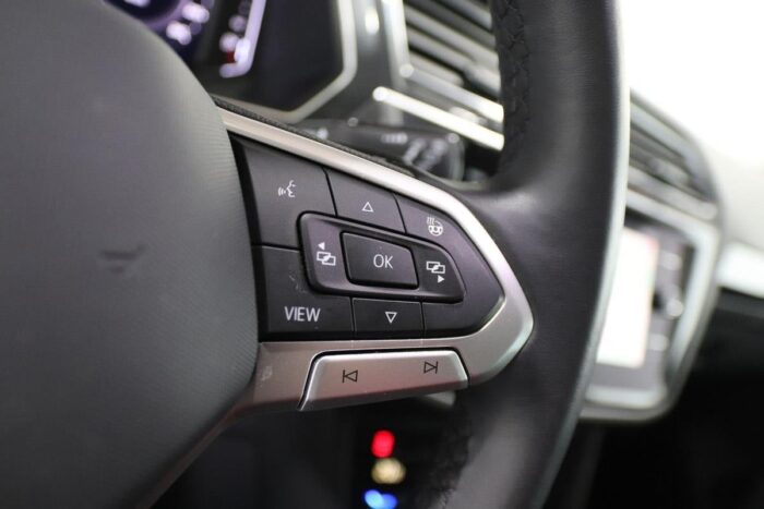 Volkswagen Tiguan 2.0 TDI Elegance - Image 48