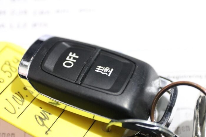 Volkswagen Tiguan 2.0 TDI Elegance - Image 37