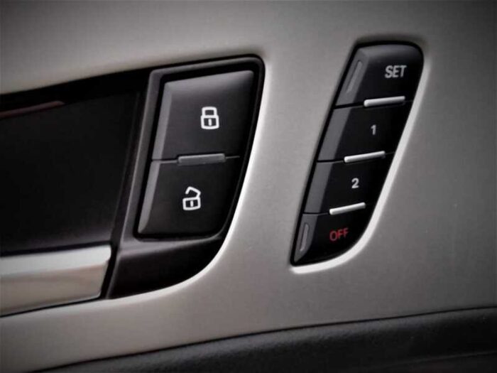 Audi A6 Avant 3,0 V6 TDI - Image 7