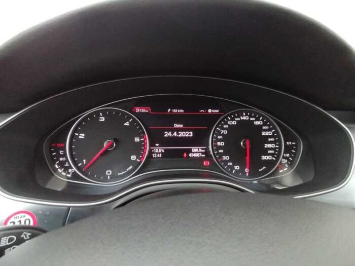Audi A6 Avant 3,0 V6 TDI - Image 25