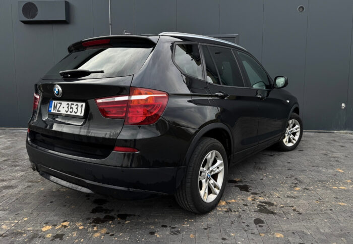 3 BMW X3 2.0D 135kw/181zs 4x4 - Image 3