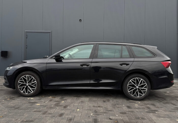 Škoda Octavia | 2,0 TDI | 2023. gada - Image 5