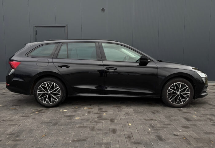 Škoda Octavia | 2,0 TDI | 2023. gada - Image 6