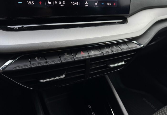 Škoda Octavia | 2,0 TDI | 2023. gada - Image 9