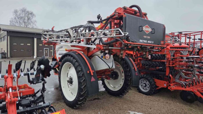 Lietots smidzinātājs KUHN METRIS - Image 3