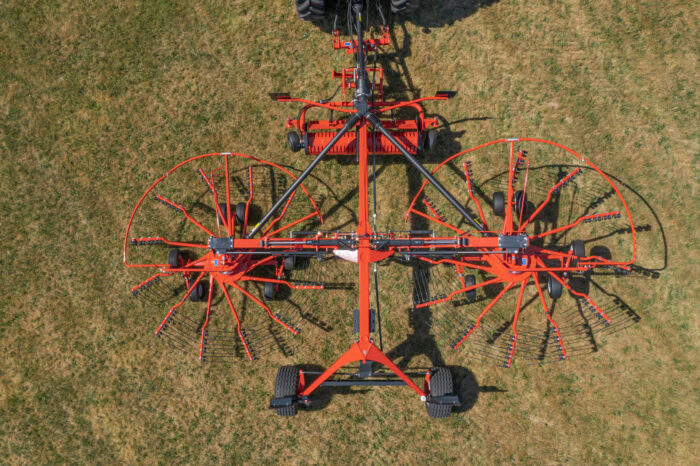 KUHN Vālotājs  ar pacēlāju pa vidu GA 8131 CL - Image 23