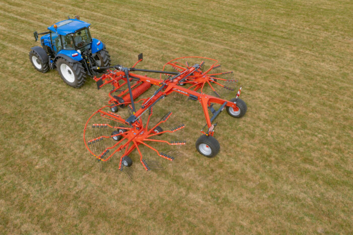 KUHN Vālotājs  ar pacēlāju pa vidu GA 8131 CL - Image 22