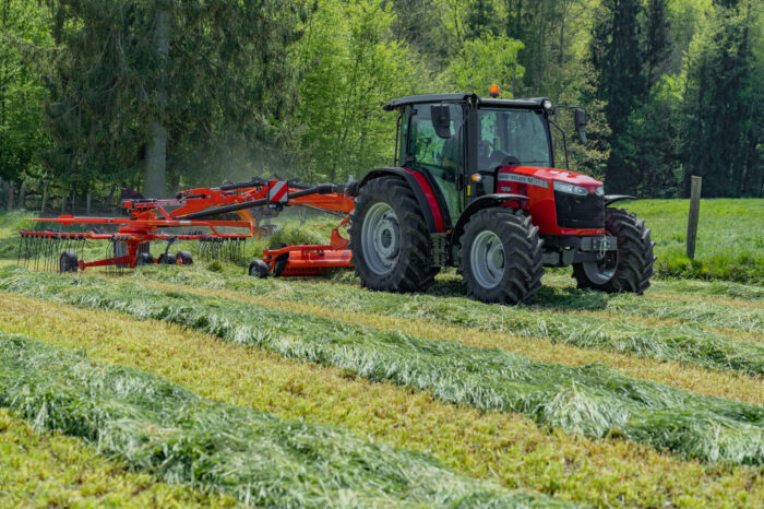 KUHN Vālotājs  ar pacēlāju pa vidu GA 8131 CL - Image 14