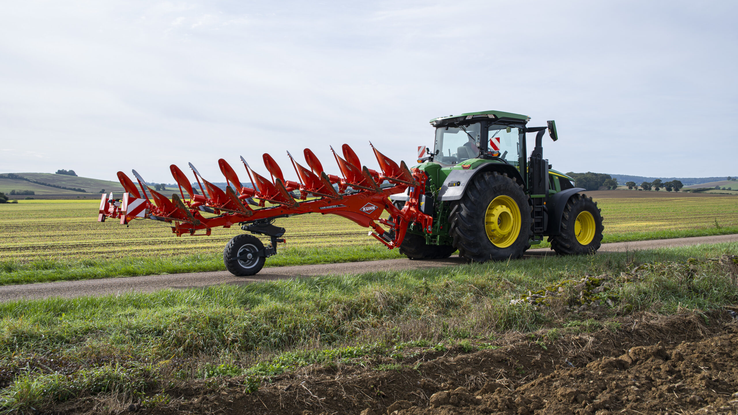 VARI-MASTER-L_TRANSPORT_SOIL_JD-scaled