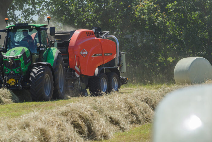 Preses kombinācija ar maināma diametra presēšanas kameru KUHN VBP 3200 - Image 6