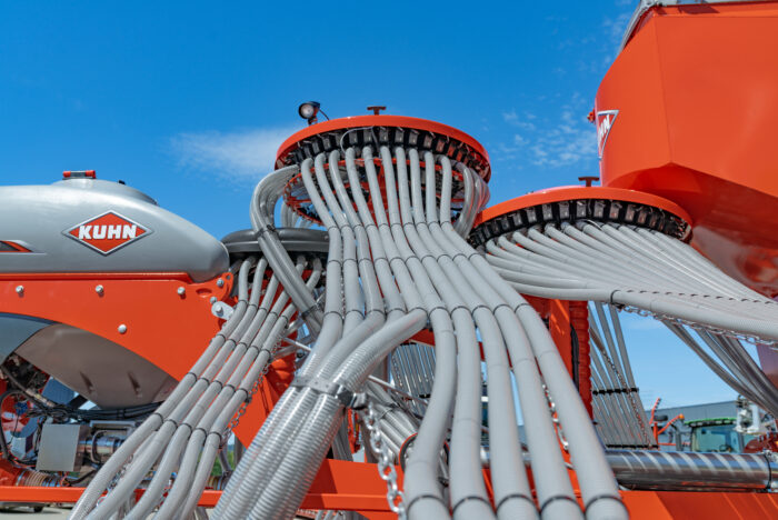 Minimālās augsnes apstrādes sējmašīnas ar minerālmēslu iestrādi KUHN ESPRO RC - Image 3