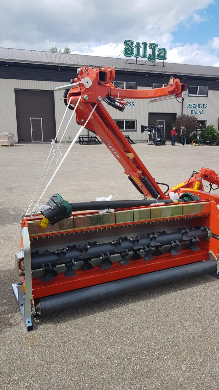 Smalcinātājs KUHN TBE 242 - Image 3