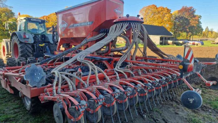 Graudu/minerālmēslu pneimatiskā sējmašīna KUHN ESPRO 6000 RC - Image 6