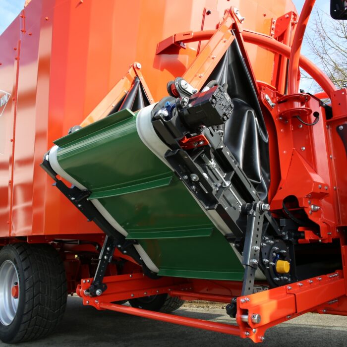 Lopbarības maisītāji - izdalītāji KUHN Profile - Image 3