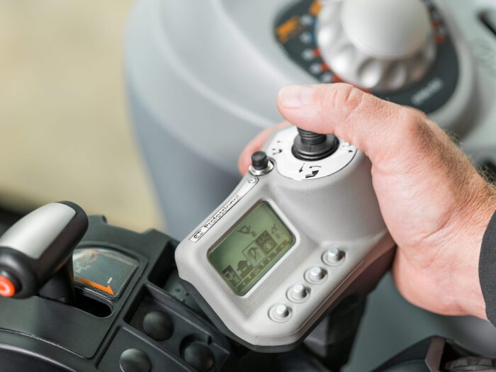 Frontālie iekrāvēji - Image 4