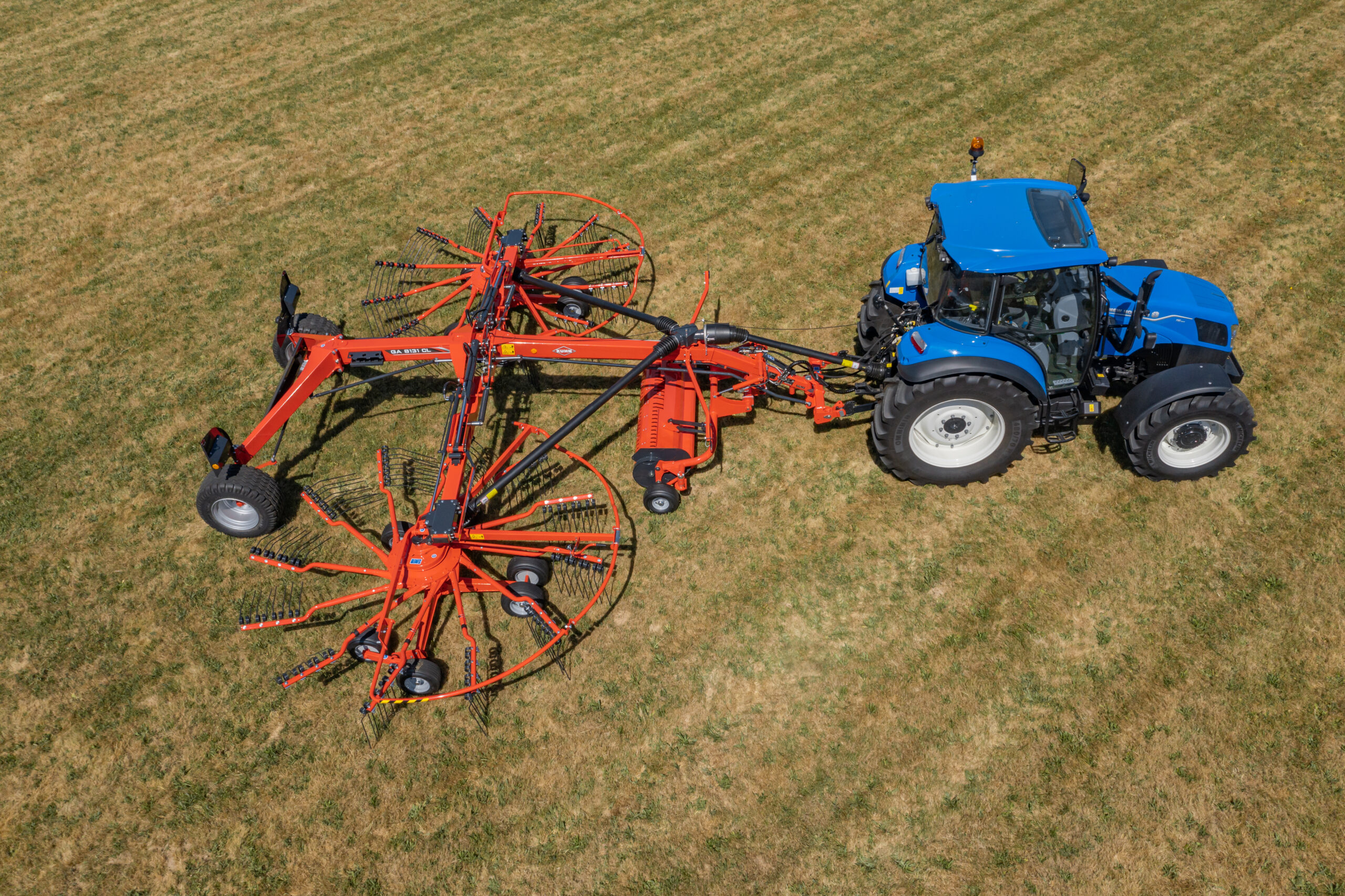 GA8131CL_STATIC_AERIAL_NEW-HOLLAND_FO-2-scaled-1