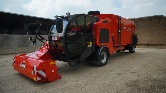 Lopbarības maisītāji – izdalītāji pašgājēji KUHN SPW POWER - Image 5