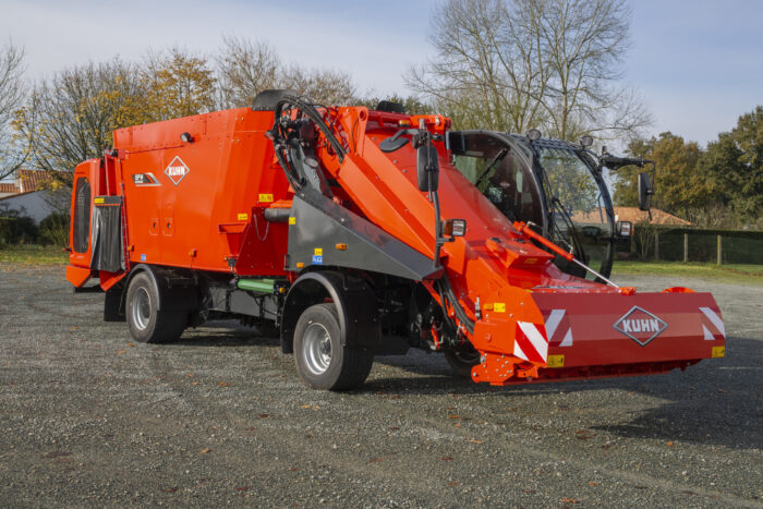 Lopbarības maisītāji – izdalītāji pašgājēji KUHN SPW INTENSE - Image 8